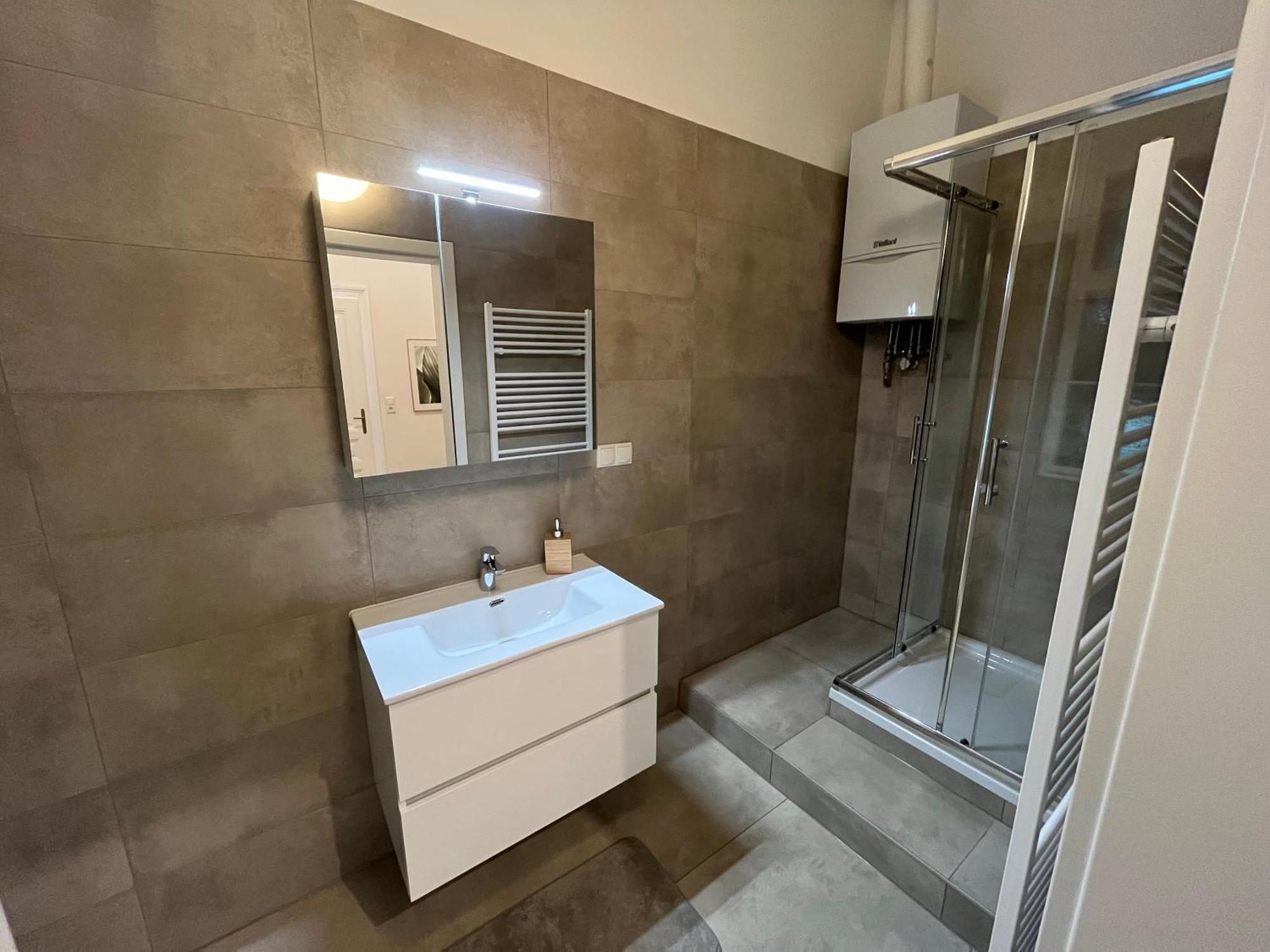 Appartement Grosszuegiger Wiener Altbau Gleich Neben Schoenbrunn